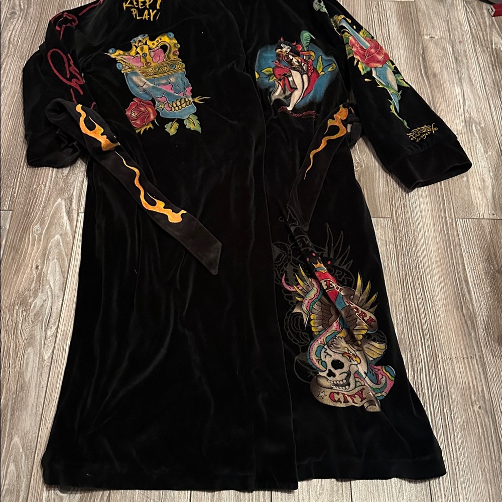 Y2K Ed Hardy Velvet Robe Coat Skull Tattoo Graphic Black S/M Luxury Streetwear - Picture 13 of 15